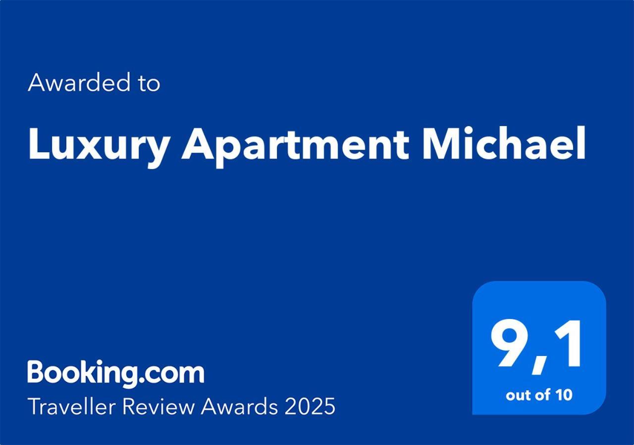 Luxury Michael Apartment
